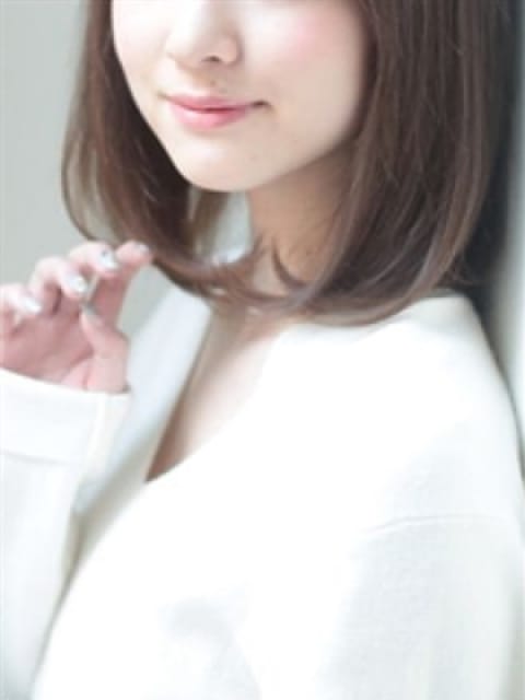 雫の画像1:シャングリラ(渋谷・恵比寿・青山高級デリヘル)