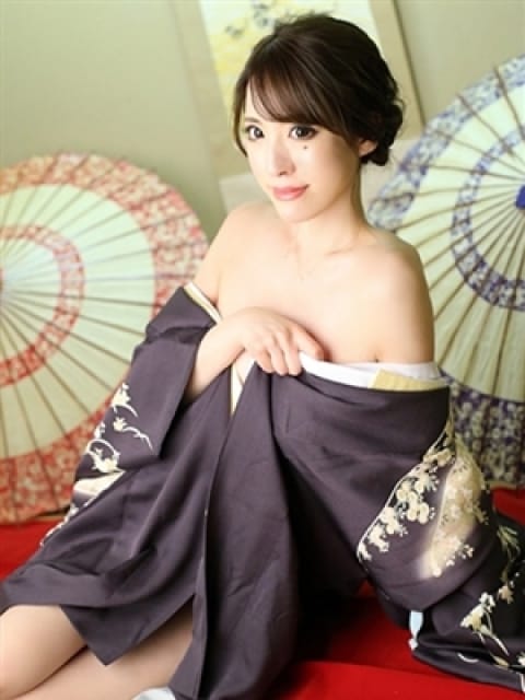 鈴菜(リナ)の画像1:グランドオペラ名古屋(名古屋高級デリヘル)