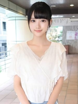なみ★規格外圧倒的美少女★：現役女子大生コレクション(新宿高級デリヘル)