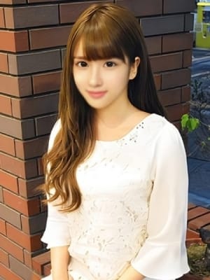 みずな：現役女子大生コレクション(新宿高級デリヘル)