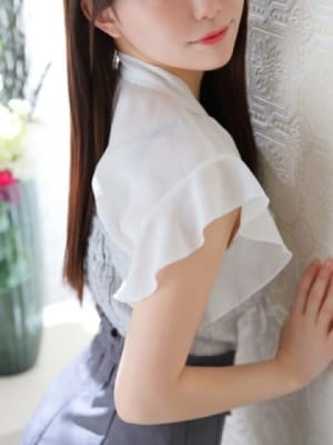 天城　華乃：TRIPLE CROWN(銀座・汐留高級デリヘル)