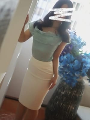 折川詩音(おりかわしおん)：東京ヒストリー秘密の約束(新宿高級デリヘル)