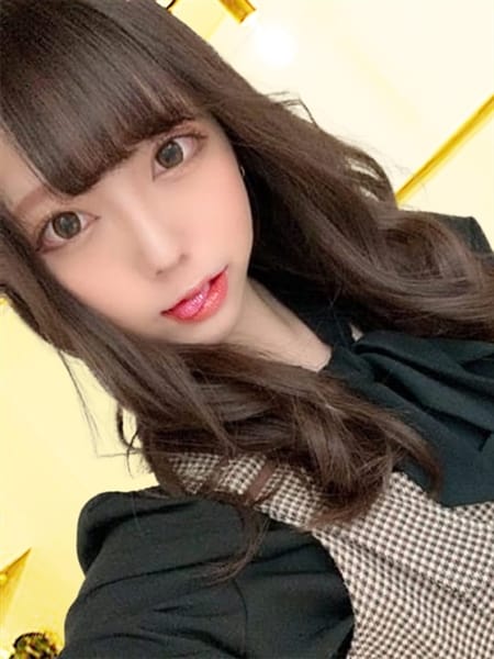 ひかる~hikaru~の画像1:玄関フェラ神ってる!?オトナのかいだん(大阪高級デリヘル)