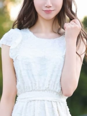 白那 唯加：麗奈 NAGOYA(名古屋高級デリヘル)
