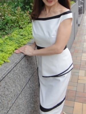 堀まこと：有閑婦人(大阪高級デリヘル)