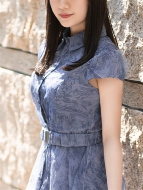 西尾 果夏の画像1：麗奈TOKYO(六本木・赤坂高級デリヘル)